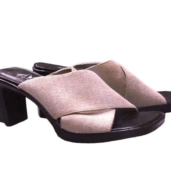 Air Flex Tan Stretchy Cross Canvas Mule Shoes Size: 6.5 - Picture 1 of 10